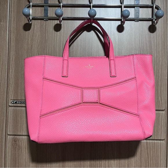 kate spade Handbags - Kate Spade Francisca Large Tote Bag Purse Bow in Pink Flamingo